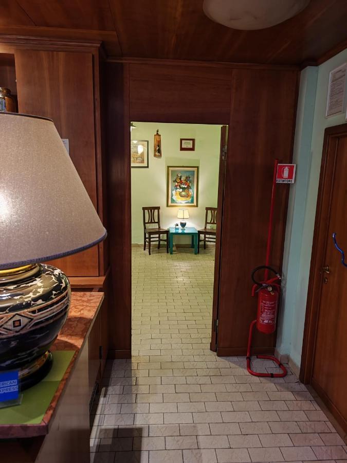 Hotel Etrusco Сесто-Фьорентино Экстерьер фото
