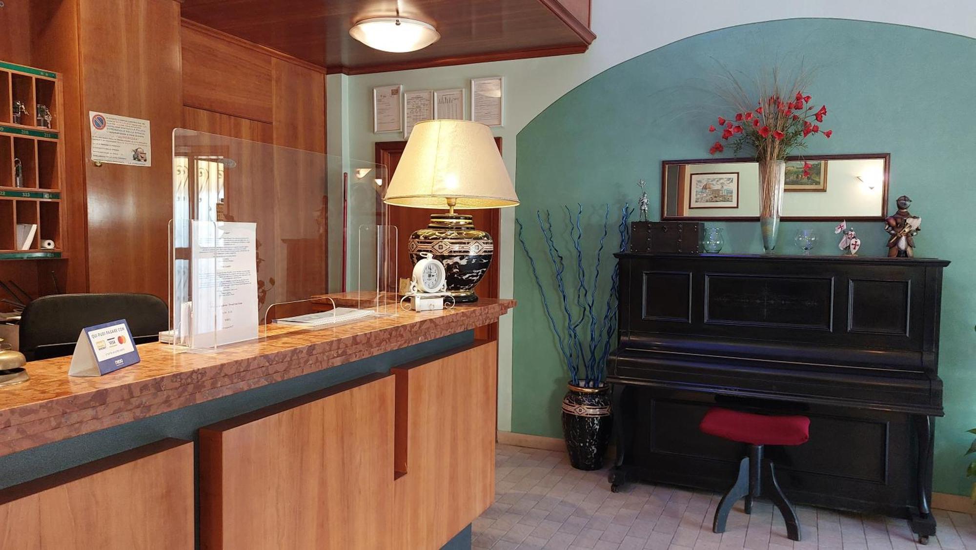 Hotel Etrusco Сесто-Фьорентино Экстерьер фото